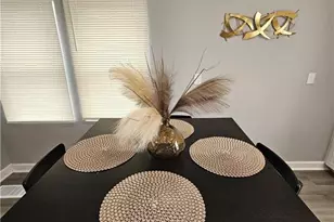 2138 Donald Lee Hollowell Pkwy NW, Atlanta, GA 30318 - Photo 10