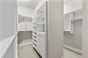 530 Glenmanor Ct, Sandy Springs, GA 30328 - Photo 18