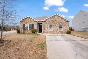 1744 Sandy Trail Dr, Hampton, GA 30228 - Photo 1