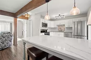 8933 Carroll Manor Dr, Atlanta, GA 30350 - Photo 10