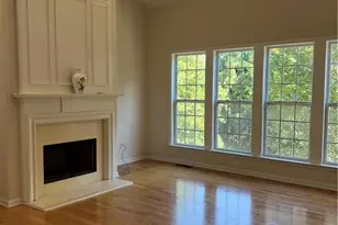 610 Cricklewood Dr, Suwanee, GA 30024 - Photo 6