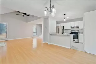 1064 Creatwood Circle SE, Smyrna, GA 30080 - Photo 16