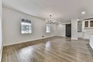 421 Creek Valley Dr, Woodstock, GA 30188 - Photo 6