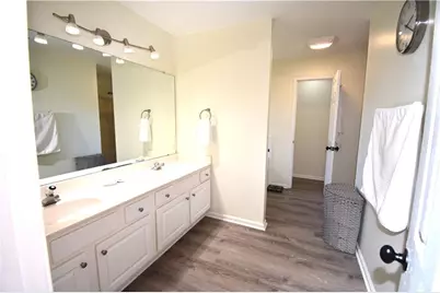 550 Swan Creek Court, Suwanee, GA 30024 - Photo 24