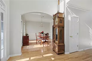 97 Lansing Dr NW, Kennesaw, GA 30144 - Photo 2