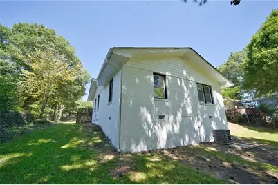 1809 Austell Road SW, Marietta, GA 30008 - Photo 30