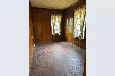 700 Heards Ferry Road, Atlanta, GA 30328 - Photo 32