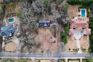 700 Heards Ferry Rd, Atlanta, GA 30328 - Photo 6