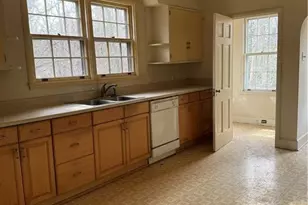 700 Heards Ferry Rd, Atlanta, GA 30328 - Photo 24