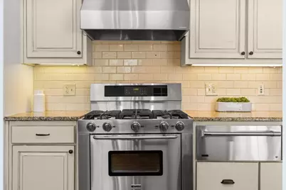 472 Ivy Park Lane NE, Atlanta, GA 30342 - Photo 32