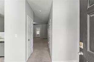 2505 Piering Dr, Lithonia, GA 30038 - Photo 4