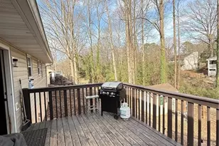 414 Hemlock Dr, Lawrenceville, GA 30046 - Photo 24