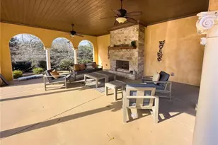 110 Via Roma, Woodstock, GA 30188 - Photo 44