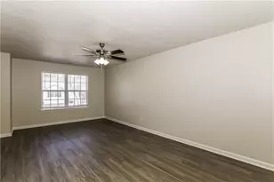 2324 Nicole Dr, Hampton, GA 30228 - Photo 2