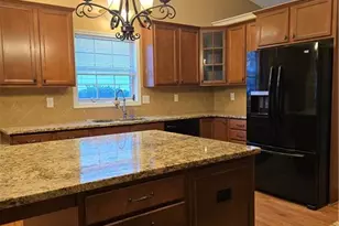 2127 Steffi Ln, Lawrenceville, GA 30044 - Photo 4