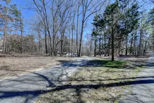 617 Rock Springs Rd, Lawrenceville, GA 30043 - Photo 4