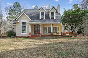 135 Oakland Ct, Tallapoosa, GA 30176 - Photo 1