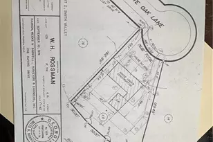 3916 White Oak Ln SW, Lilburn, GA 30047 - Photo 14