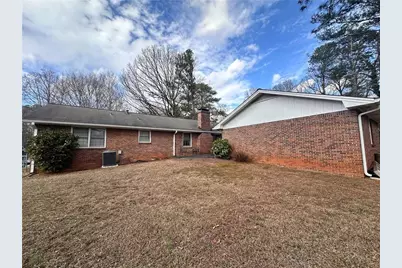 3916 White Oak Lane SW, Lilburn, GA 30047 - Photo 2