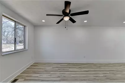 1018 Martin Road, Stone Mountain, GA 30088 - Photo 10