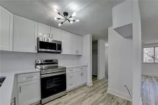 1018 Martin Rd, Stone Mountain, GA 30088 - Photo 16