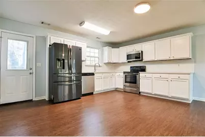 889 Green Valley Drive, Conyers, GA 30012 - Photo 8