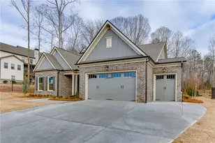 6117 Golf View Ct, Jefferson, GA 30549 - Photo 2