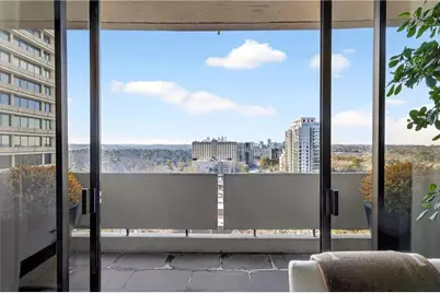 2575 Peachtree Road NE #18C, Atlanta, GA 30305 - Photo 10