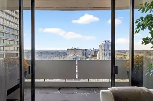 2575 Peachtree Rd NE, Atlanta, GA 30305 - Photo 10