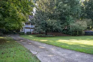 591 Wentworth Dr, Acworth, GA 30102 - Photo 8