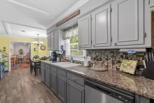 651 Camelot Cir NW, Calhoun, GA 30701 - Photo 14