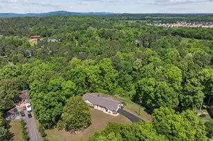 651 Camelot Cir NW, Calhoun, GA 30701 - Photo 36