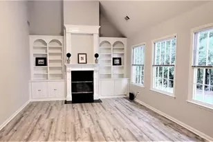 4505 Pinehollow Ct, Alpharetta, GA 30022 - Photo 4