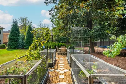 2571 Walden Estates Drive, Marietta, GA 30062 - Photo 54