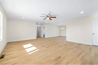 613 Cypress Drive, Mount Airy, GA 30563 - Photo 14