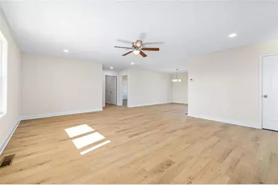 613 Cypress Drive, Mount Airy, GA 30563 - Photo 14