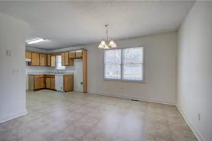 58 Habersham Cir NE, Cartersville, GA 30121 - Photo 12