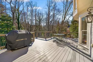 7745 Dunvegan Close, Sandy Springs, GA 30350 - Photo 38