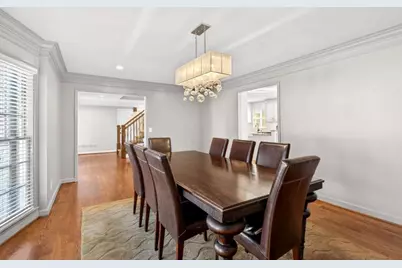 7745 Dunvegan Close, Sandy Springs, GA 30350 - Photo 18