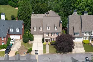 1121 Vinings Grove Way SE, Smyrna, GA 30082 - Photo 2
