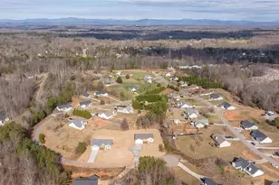 625 Cypress Dr, Mount Airy, GA 30563 - Photo 32