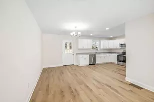 625 Cypress Dr, Mount Airy, GA 30563 - Photo 10