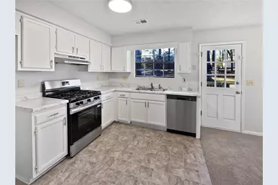 6006 Radford Drive, Riverdale, GA 30296 - Photo 2