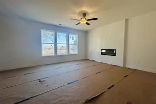 127 Annie Ln, Statham, GA 30666 - Photo 2