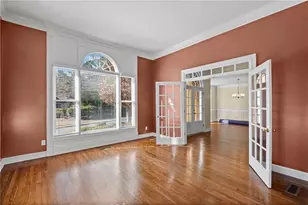 5153 Goodchild Ct, Dunwoody, GA 30338 - Photo 12