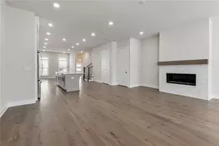 4317 Parkside Pl, Atlanta, GA 30342 - Photo 4