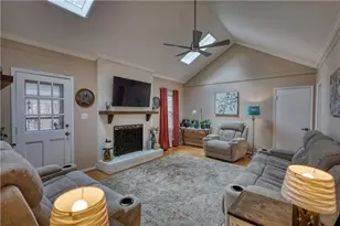 483 Villa Dr SW, Lilburn, GA 30047 - Photo 6