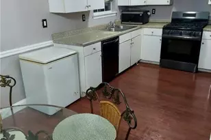 6660 Pole Creek Dr, Lithonia, GA 30058 - Photo 4