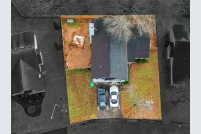 6660 Pole Creek Drive, Lithonia, GA 30058 - Photo 10