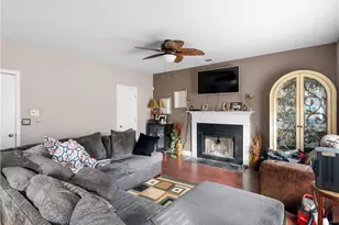 6660 Pole Creek Dr, Lithonia, GA 30058 - Photo 2